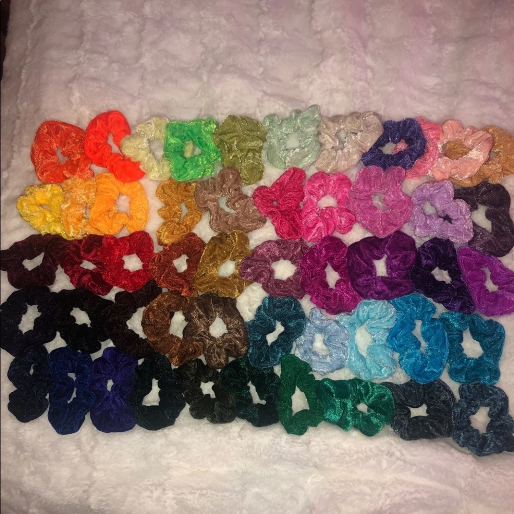 51 VELVET SCRUNCHES WITH EVERY COLOR
